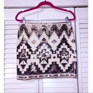 Express sequin silver and white skirt size small wore once